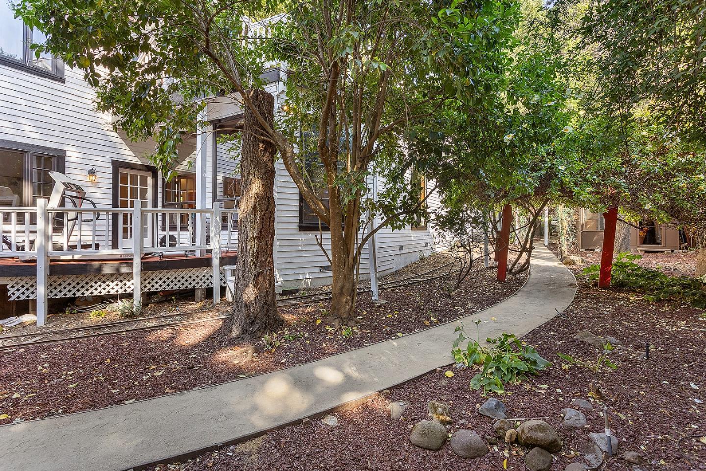 Detail Gallery Image 33 of 35 For 14275 Saratoga Ave, Saratoga,  CA 95070 - 7 Beds | 4 Baths