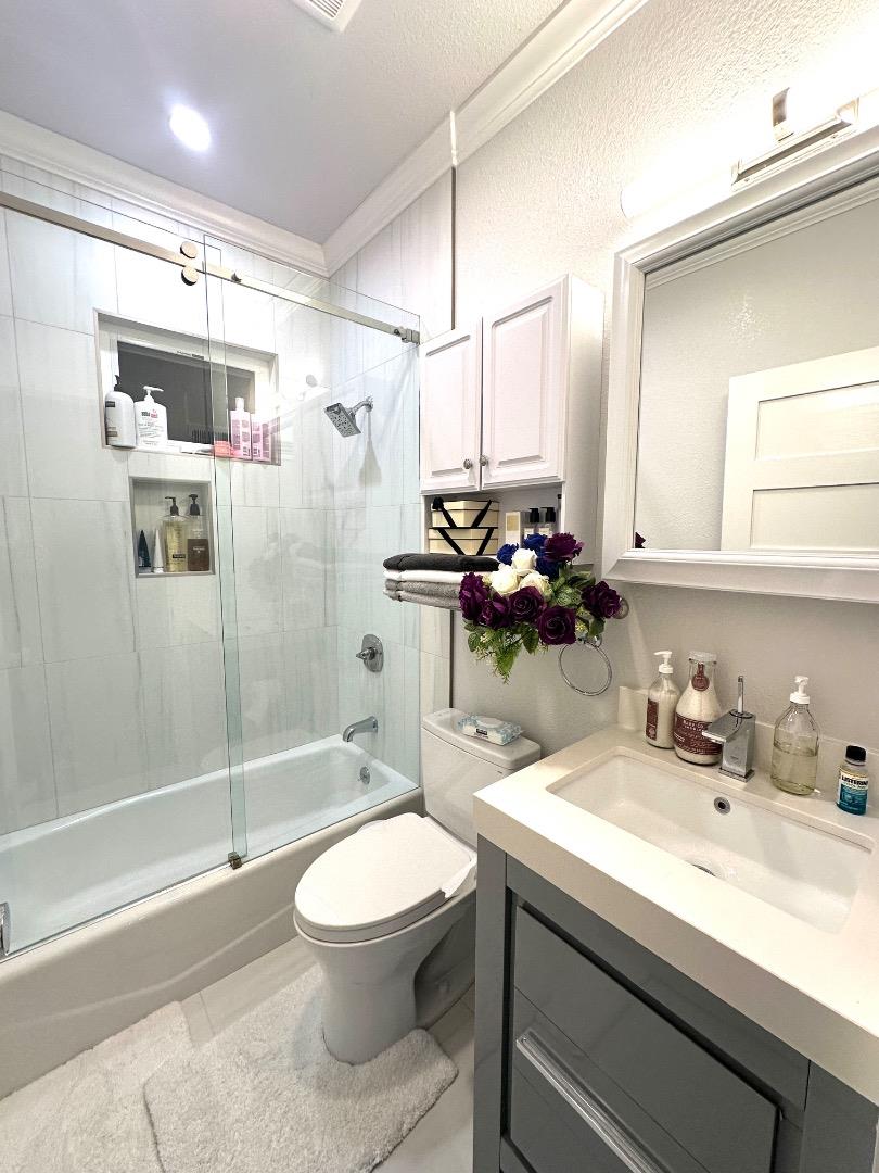 Detail Gallery Image 6 of 8 For 858 Brunswick St, Daly City,  CA 94014 - 2 Beds | 0 Baths