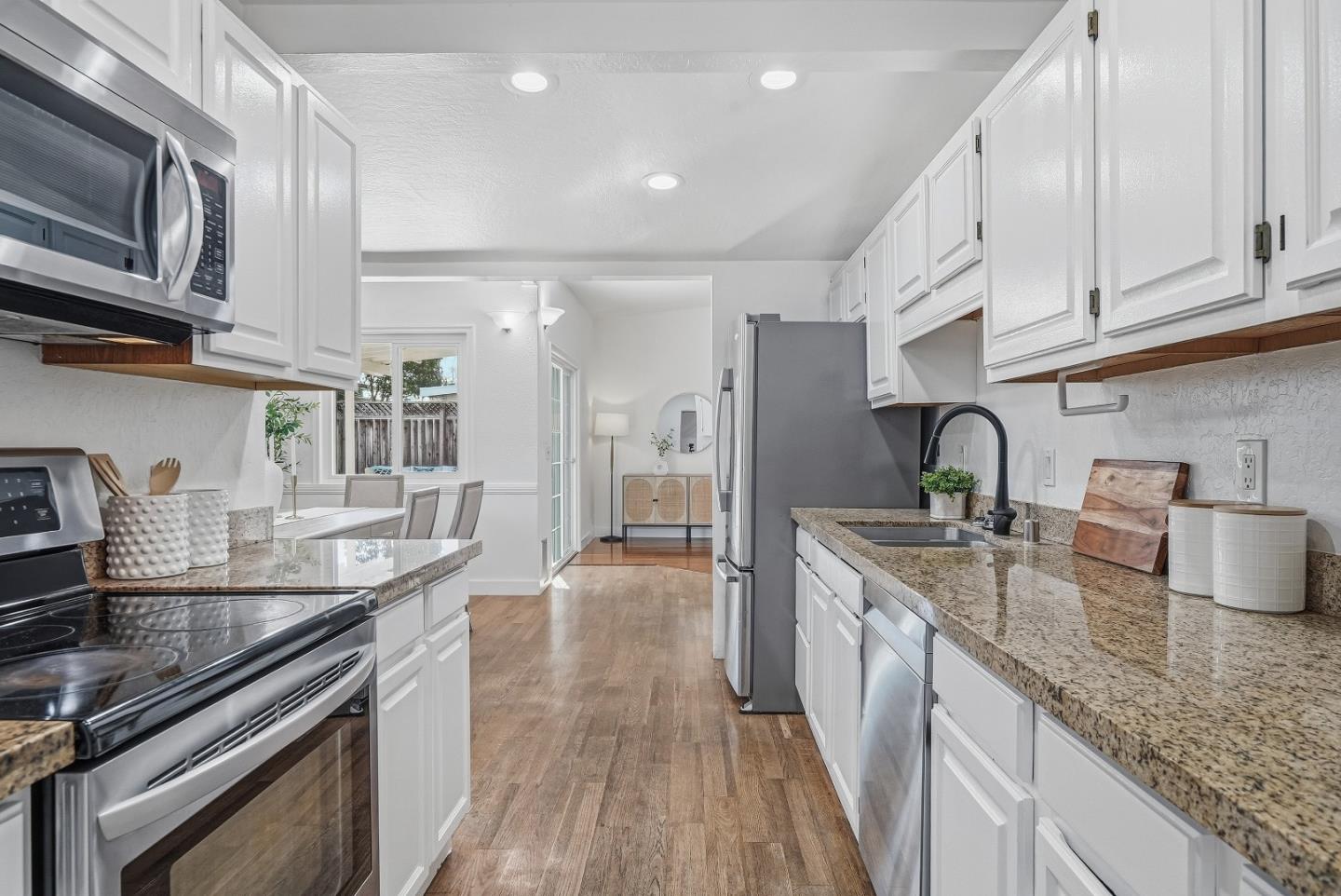 Detail Gallery Image 13 of 47 For 2338 Menzel Pl, Santa Clara,  CA 95050 - 3 Beds | 2 Baths