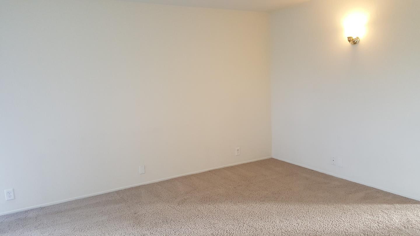 Detail Gallery Image 6 of 8 For Norfolk St,  San Mateo,  CA 94401 - 1 Beds | 1 Baths