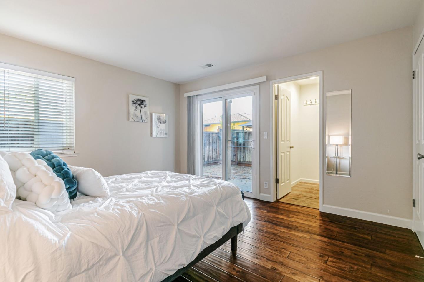 Detail Gallery Image 15 of 27 For 2128 Canoas Garden Ave #D,  San Jose,  CA 95125 - 2 Beds | 1/1 Baths