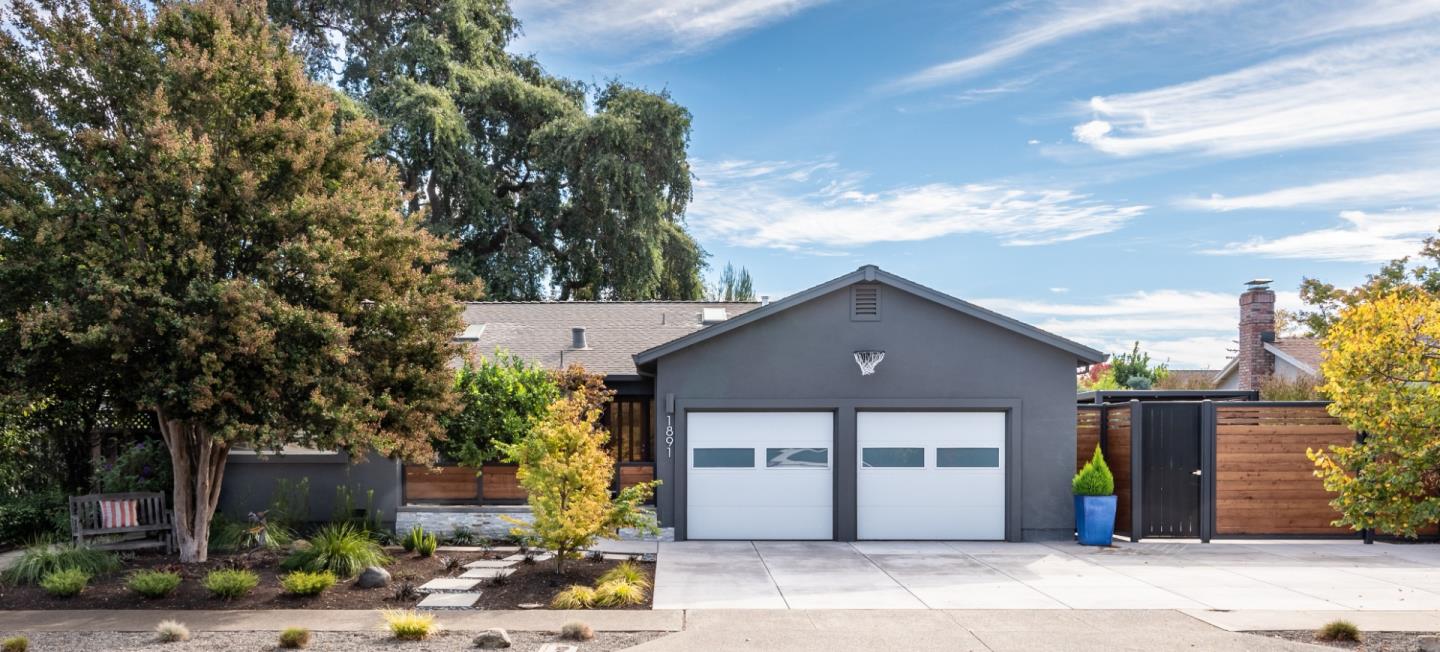 Front Image Thumbnail for ML82029443