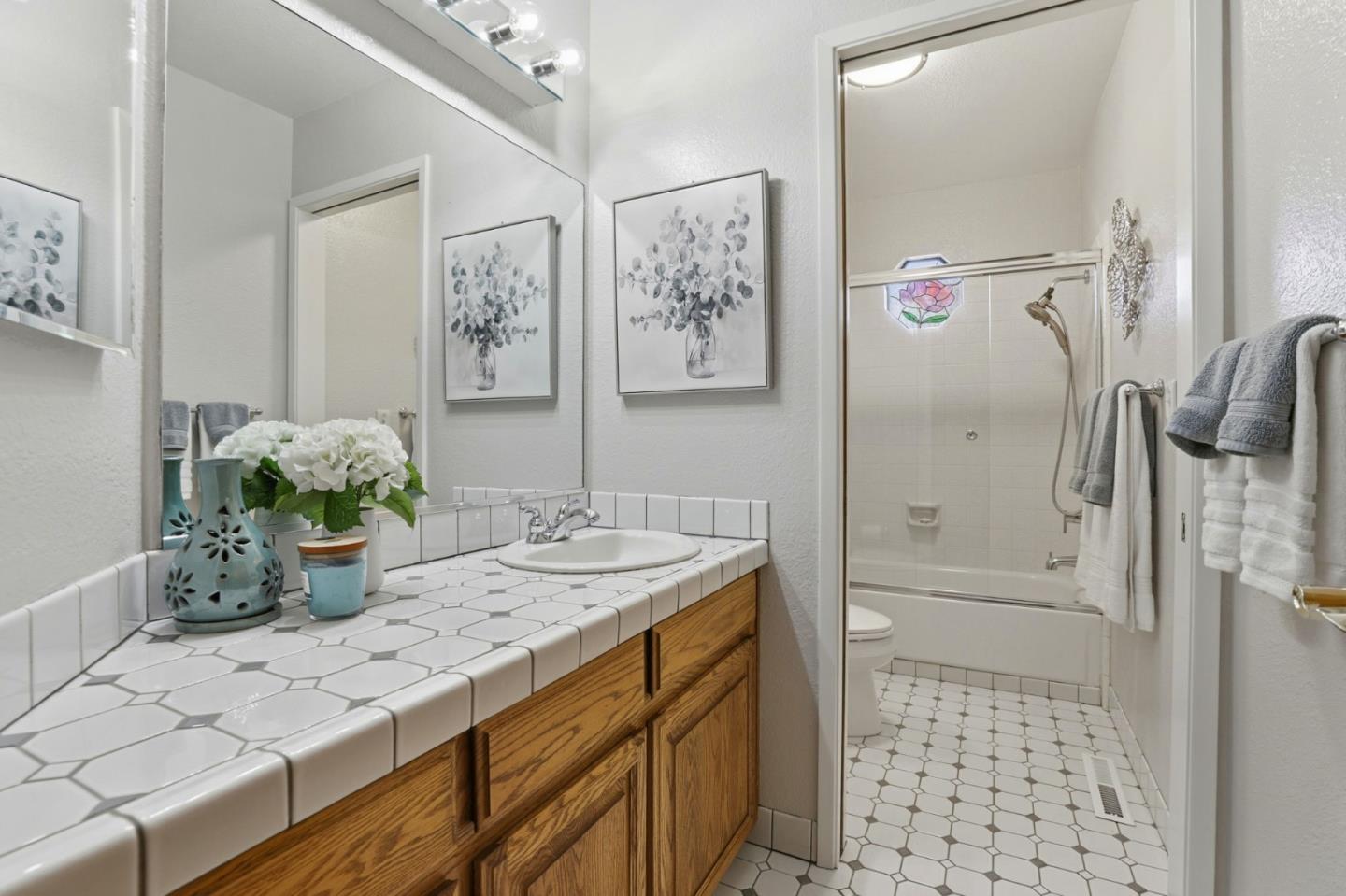 Detail Gallery Image 24 of 52 For 12101 Columbet Ave, San Martin,  CA 95046 - 3 Beds | 2 Baths