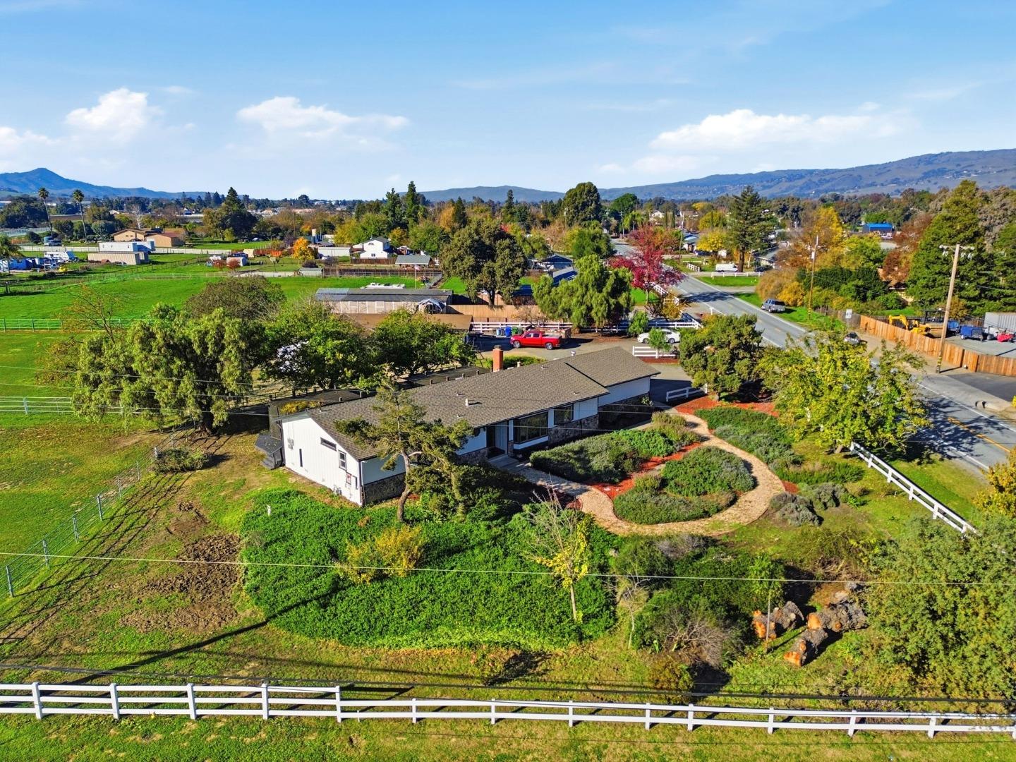 Detail Gallery Image 47 of 52 For 12101 Columbet Ave, San Martin,  CA 95046 - 3 Beds | 2 Baths