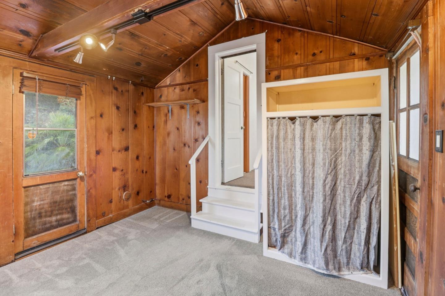 Detail Gallery Image 10 of 25 For 500 Humboldt Rd #B,  Brisbane,  CA 94005 - 1 Beds | 1 Baths