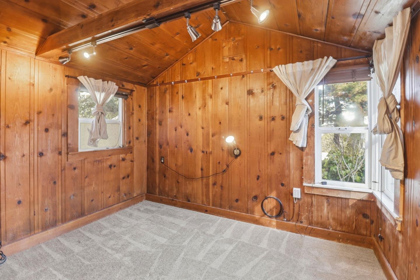 Detail Gallery Image 12 of 25 For 500 Humboldt Rd #B,  Brisbane,  CA 94005 - 1 Beds | 1 Baths