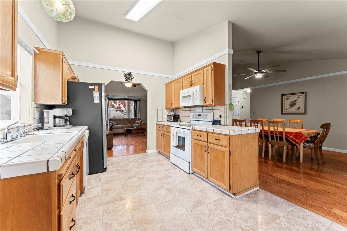 Detail Gallery Image 18 of 40 For 503 Hillcrest Ave, Oroville,  CA 95966 - 3 Beds | 2 Baths