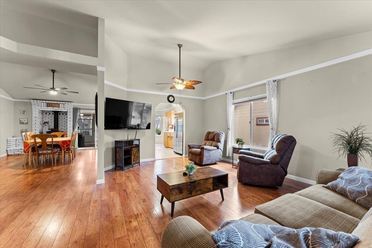 Detail Gallery Image 6 of 40 For 503 Hillcrest Ave, Oroville,  CA 95966 - 3 Beds | 2 Baths