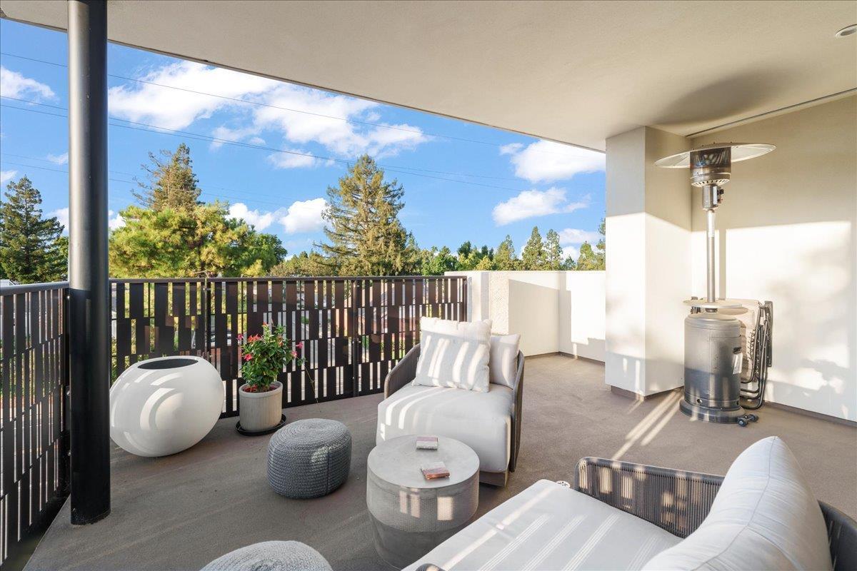 Detail Gallery Image 40 of 61 For 22540 Stevens Creek Blvd, Cupertino,  CA 95014 - 4 Beds | 4 Baths