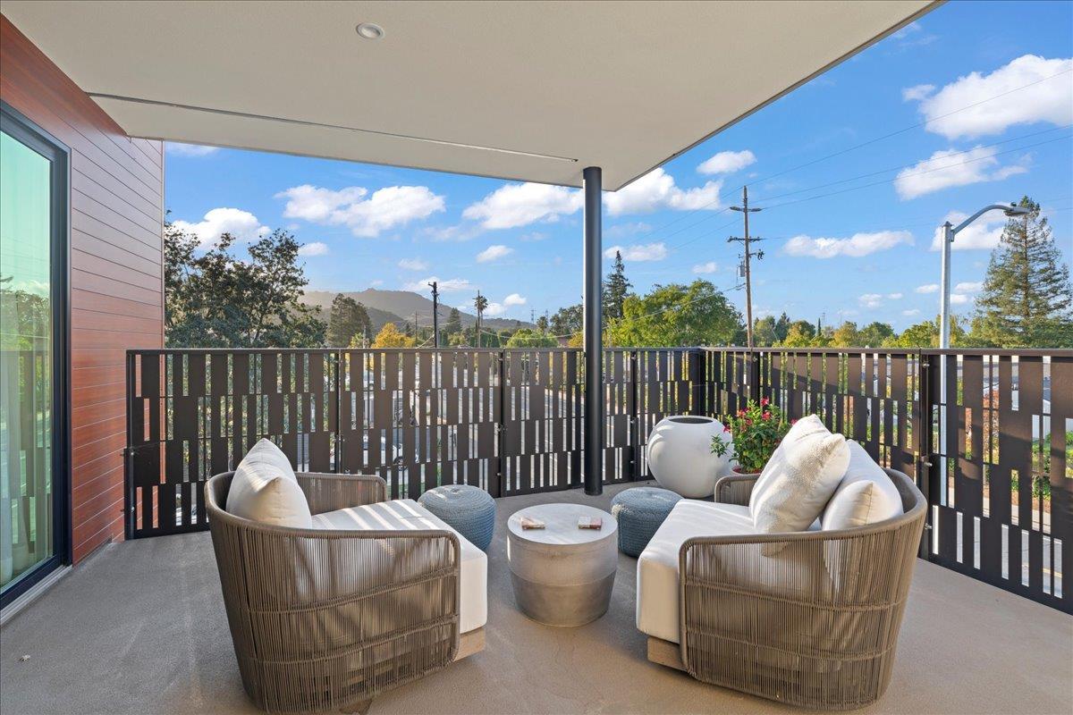 Detail Gallery Image 41 of 61 For 22540 Stevens Creek Blvd, Cupertino,  CA 95014 - 4 Beds | 4 Baths