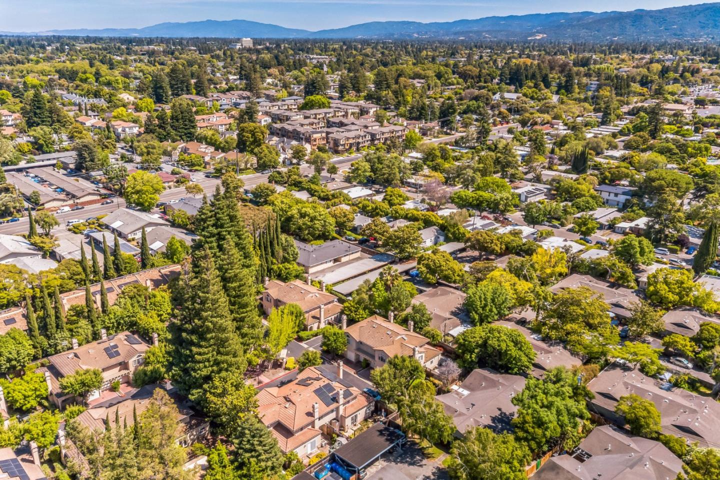Detail Gallery Image 29 of 46 For 428 Bella Corte, Mountain View,  CA 94043 - 4 Beds | 2/1 Baths