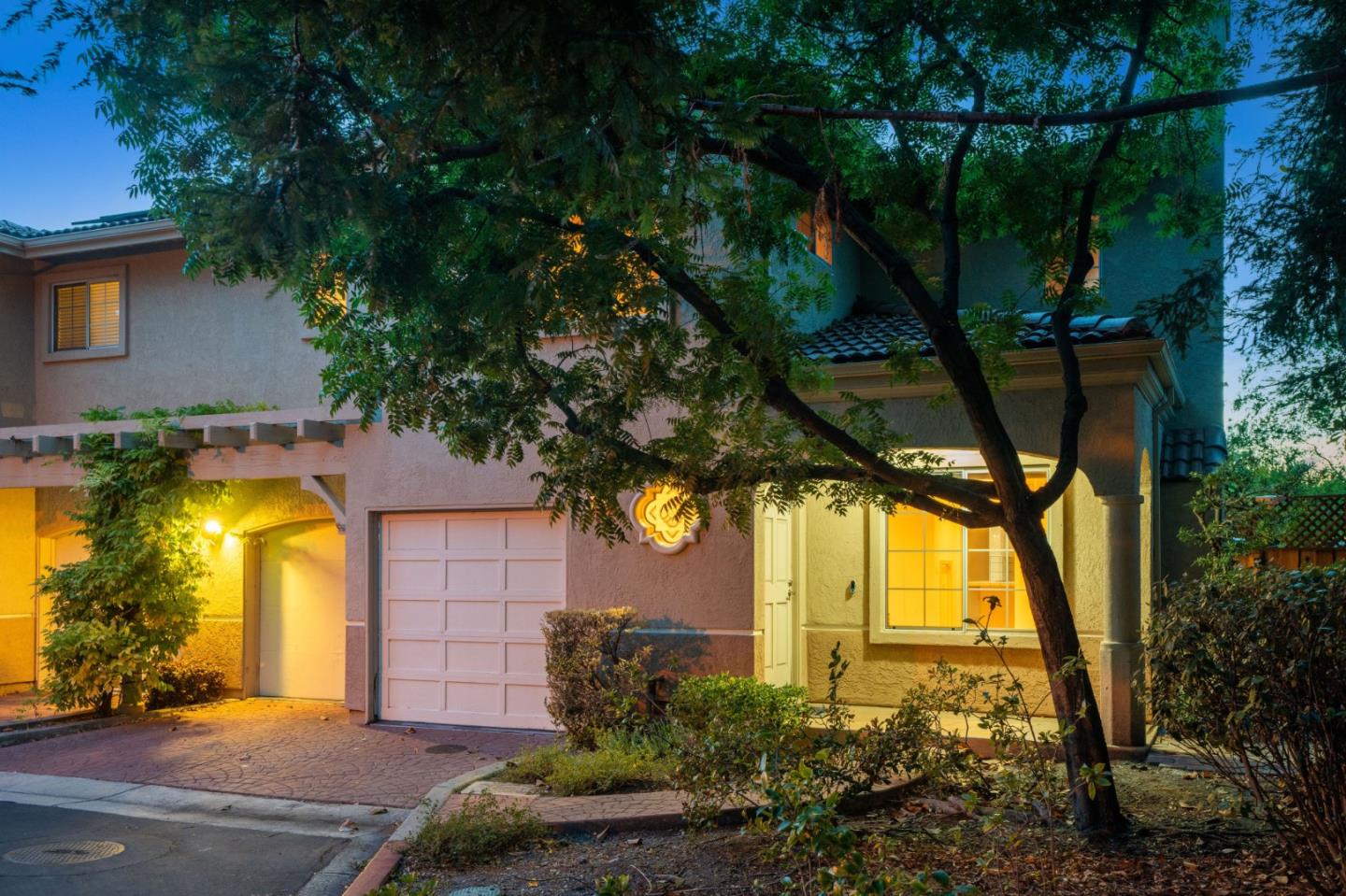 Detail Gallery Image 36 of 46 For 428 Bella Corte, Mountain View,  CA 94043 - 4 Beds | 2/1 Baths