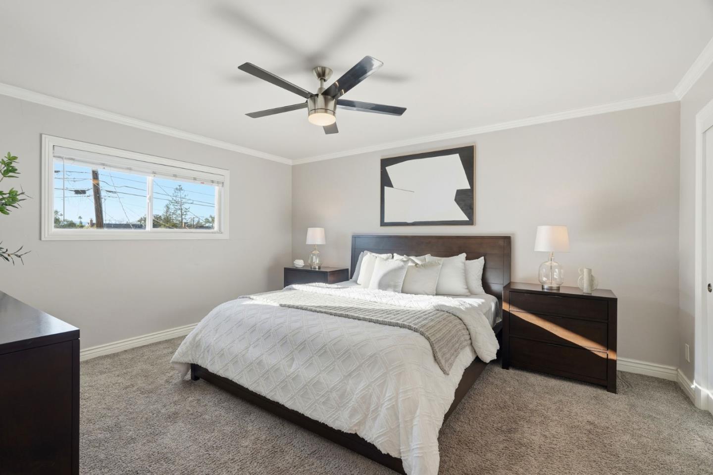 Detail Gallery Image 15 of 32 For 1556 Creek Dr, San Jose,  CA 95125 - 4 Beds | 2/1 Baths