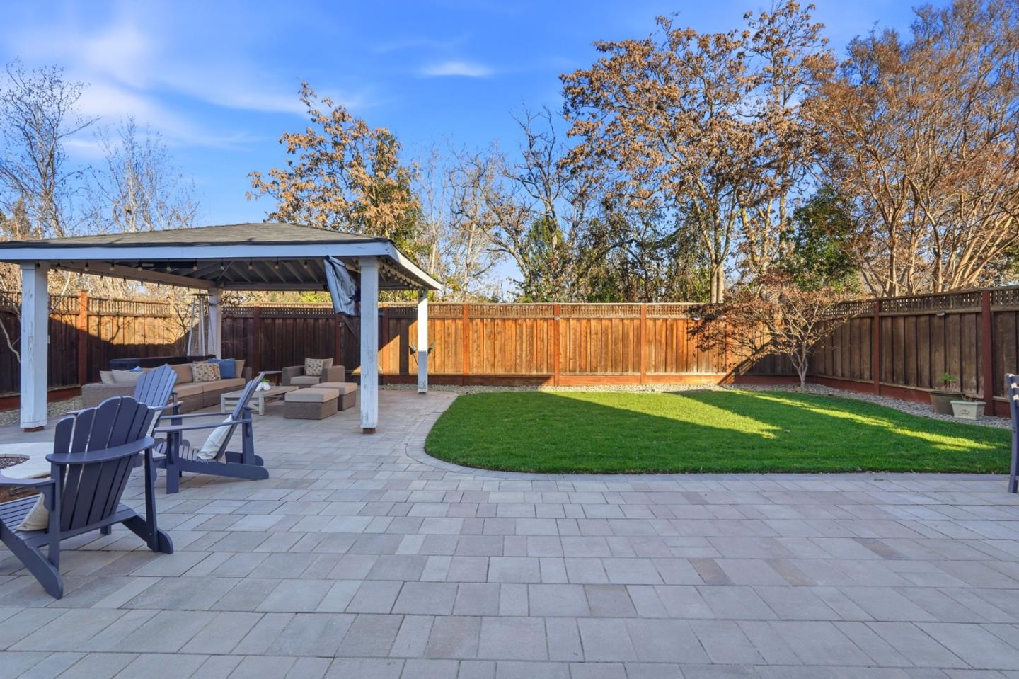 Detail Gallery Image 24 of 32 For 1556 Creek Dr, San Jose,  CA 95125 - 4 Beds | 2/1 Baths