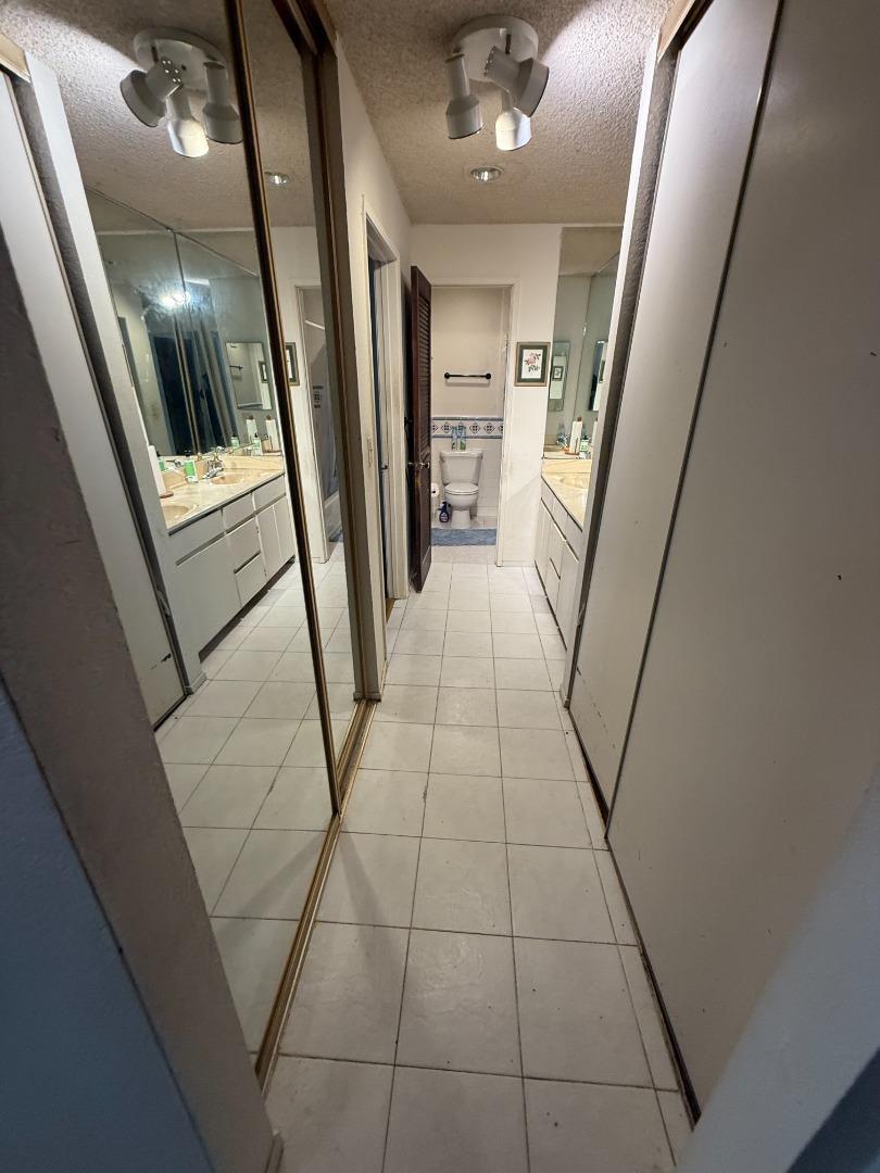 Detail Gallery Image 14 of 21 For 1140 Whipple Ave #22,  Redwood City,  CA 94062 - 2 Beds | 1 Baths