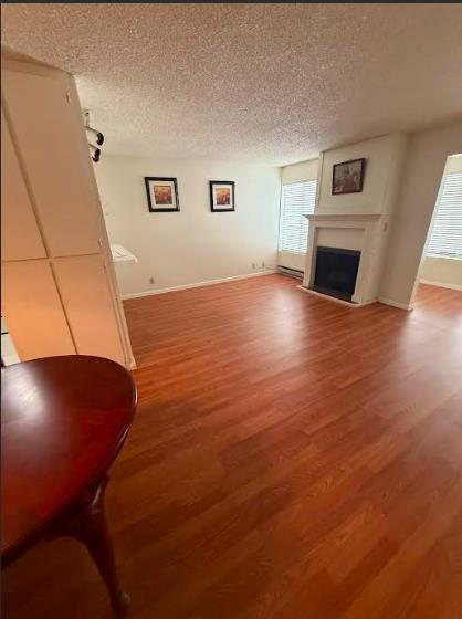 Detail Gallery Image 4 of 21 For 1140 Whipple Ave #22,  Redwood City,  CA 94062 - 2 Beds | 1 Baths