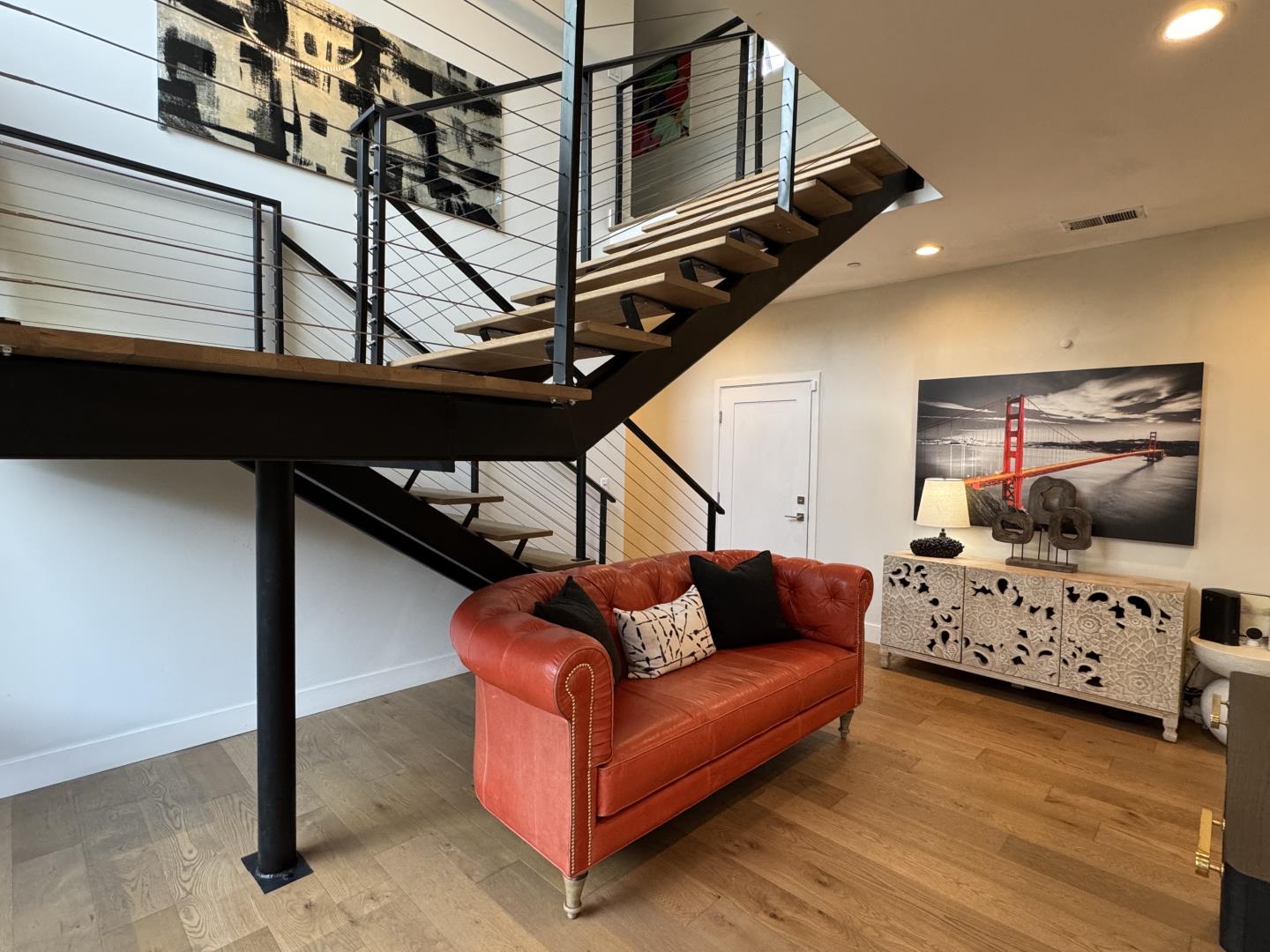 Detail Gallery Image 16 of 35 For 16 Hillview Ave, Redwood City,  CA 94062 - 4 Beds | 3 Baths