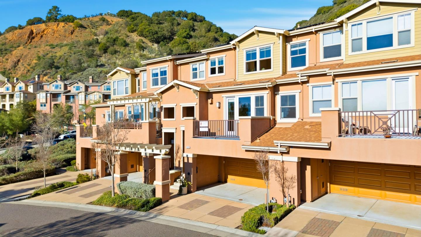 Detail Gallery Image 39 of 49 For 6264 Rocky Point Ct, Oakland,  CA 94605 - 4 Beds | 3 Baths