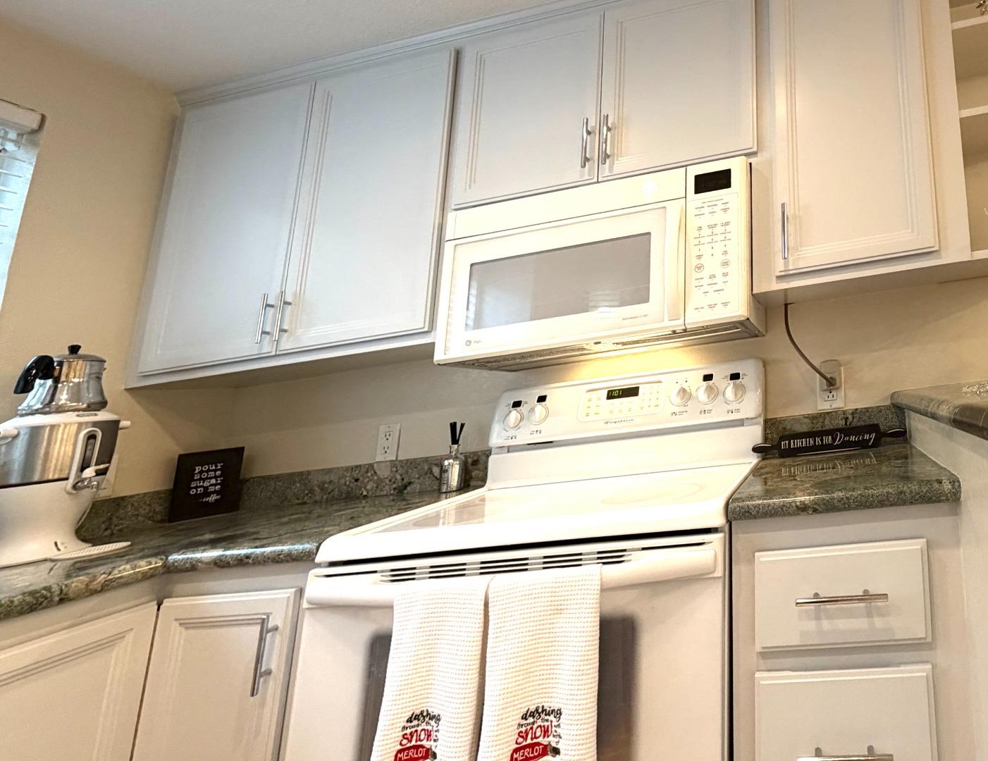 Detail Gallery Image 20 of 27 For 3120 Heather Ridge Dr, San Jose,  CA 95136 - 1 Beds | 1 Baths