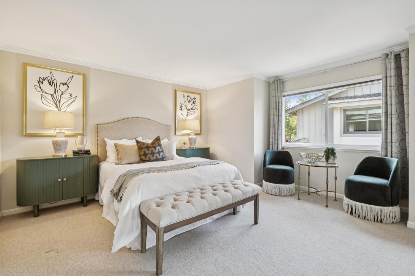 Detail Gallery Image 12 of 21 For 402 Sand Hill Cir, Menlo Park,  CA 94025 - 3 Beds | 2/1 Baths