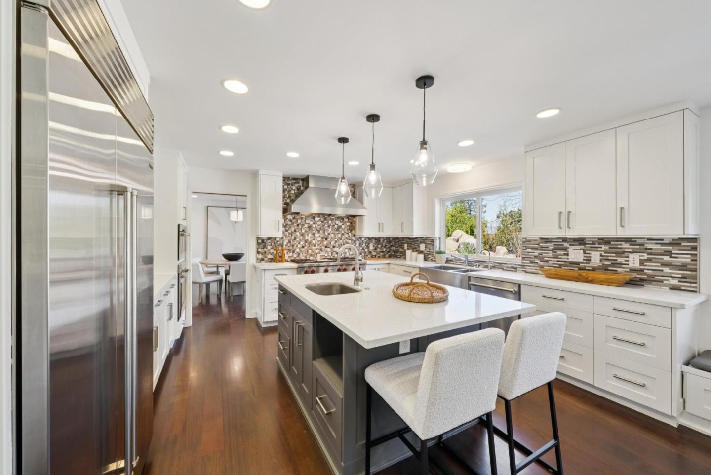 900 Highlands Circle, Los Altos, CA, 94024