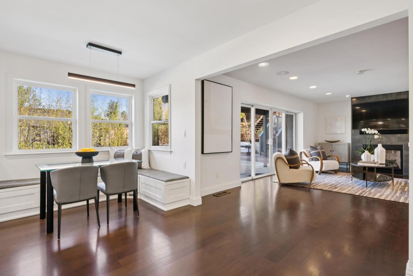 Detail Gallery Image 24 of 78 For 900 Highlands Cir, Los Altos,  CA 94024 - 6 Beds | 3/1 Baths