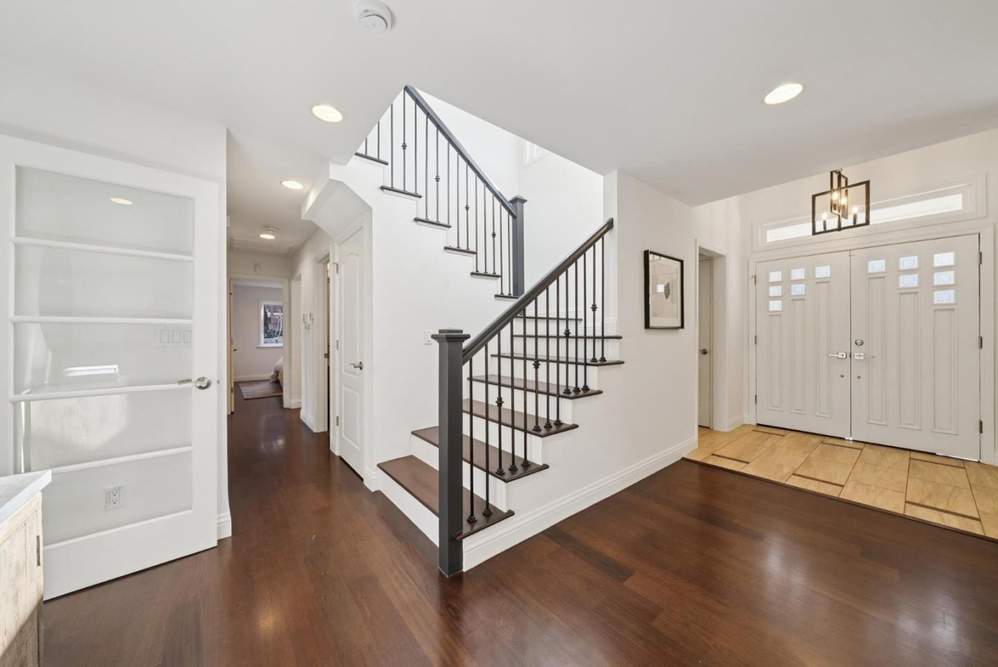 Detail Gallery Image 34 of 78 For 900 Highlands Cir, Los Altos,  CA 94024 - 6 Beds | 3/1 Baths