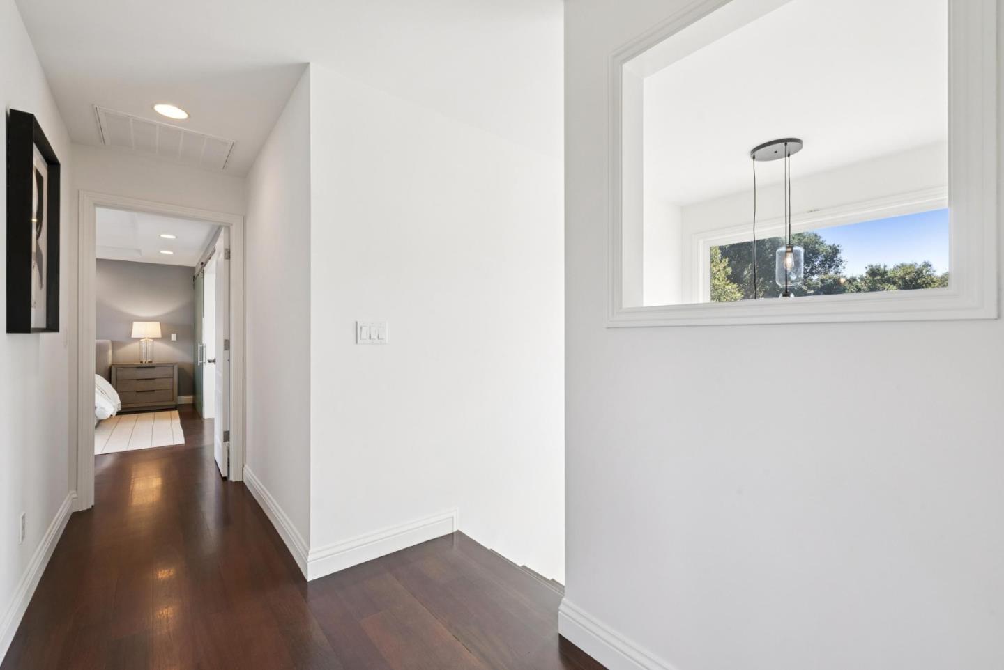 Detail Gallery Image 36 of 78 For 900 Highlands Cir, Los Altos,  CA 94024 - 6 Beds | 3/1 Baths