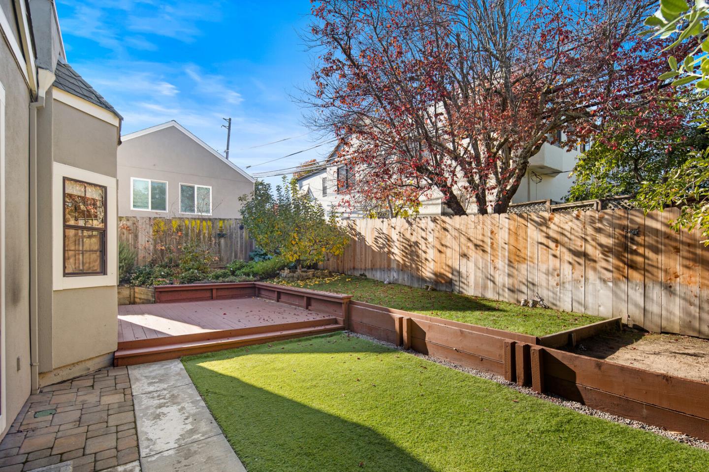 Detail Gallery Image 18 of 18 For 2412 Hillside Dr, Burlingame,  CA 94010 - 4 Beds | 3/1 Baths