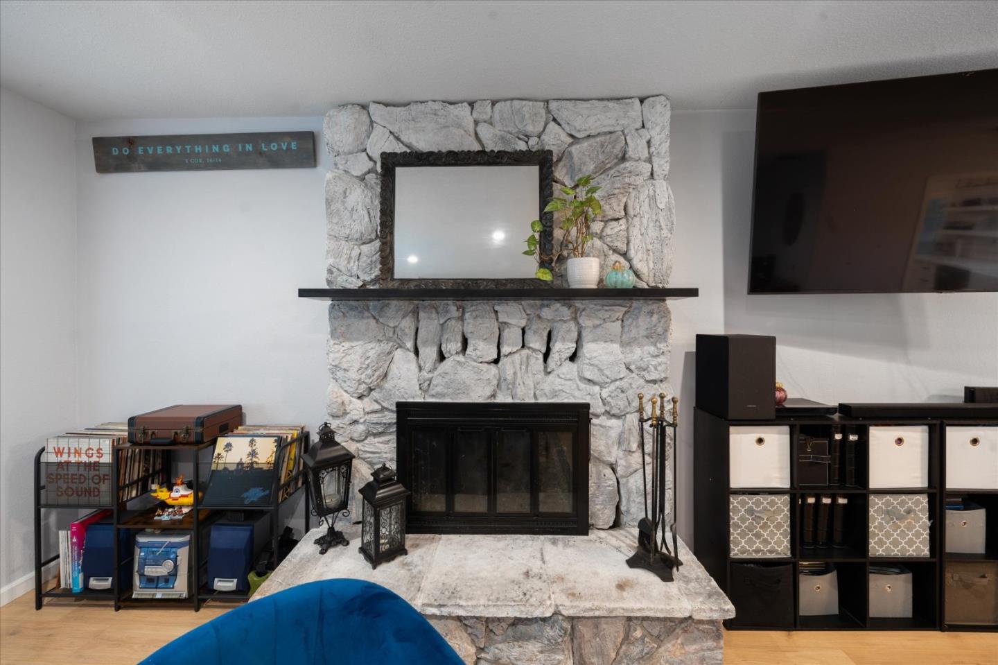 Detail Gallery Image 6 of 34 For 3505 Tamarack Dr, Redding,  CA 96003 - 4 Beds | 2 Baths