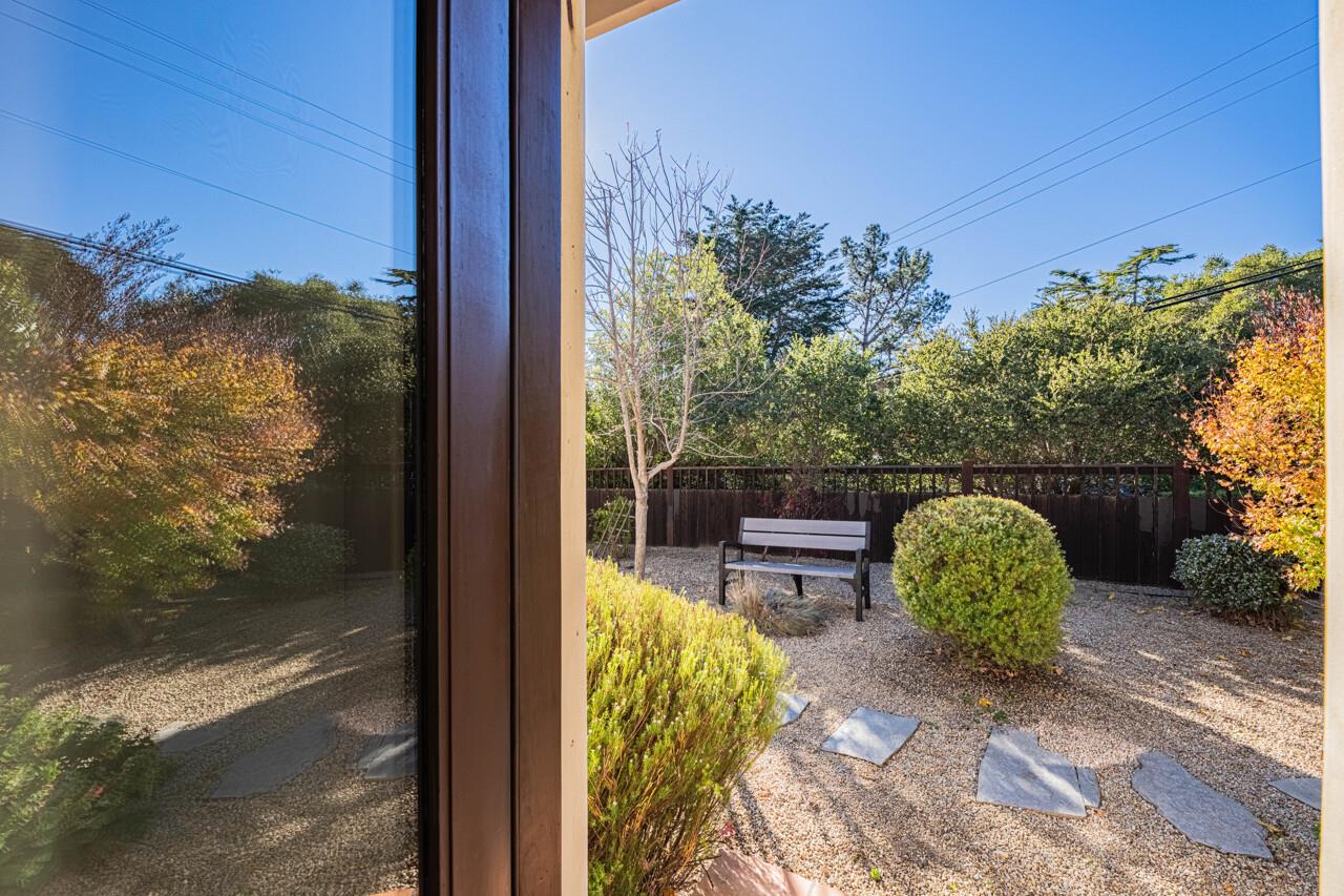 Detail Gallery Image 17 of 36 For 25685 Morse Dr, Carmel,  CA 93923 - 3 Beds | 2 Baths