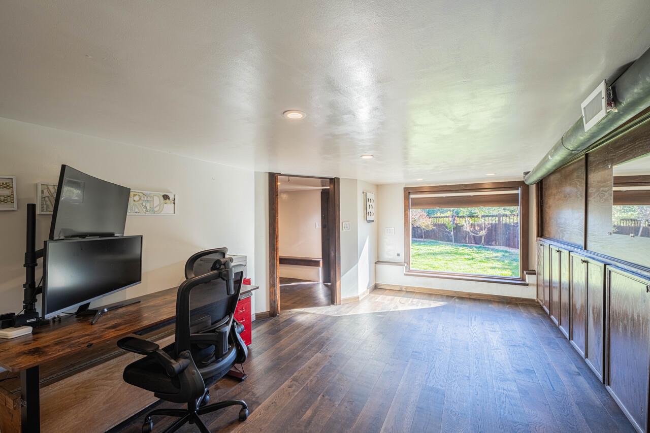 Detail Gallery Image 26 of 36 For 25685 Morse Dr, Carmel,  CA 93923 - 3 Beds | 2 Baths