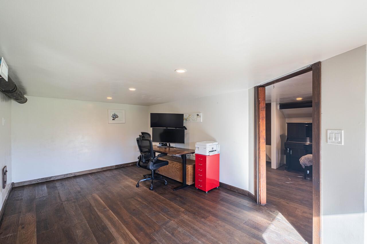 Detail Gallery Image 27 of 36 For 25685 Morse Dr, Carmel,  CA 93923 - 3 Beds | 2 Baths