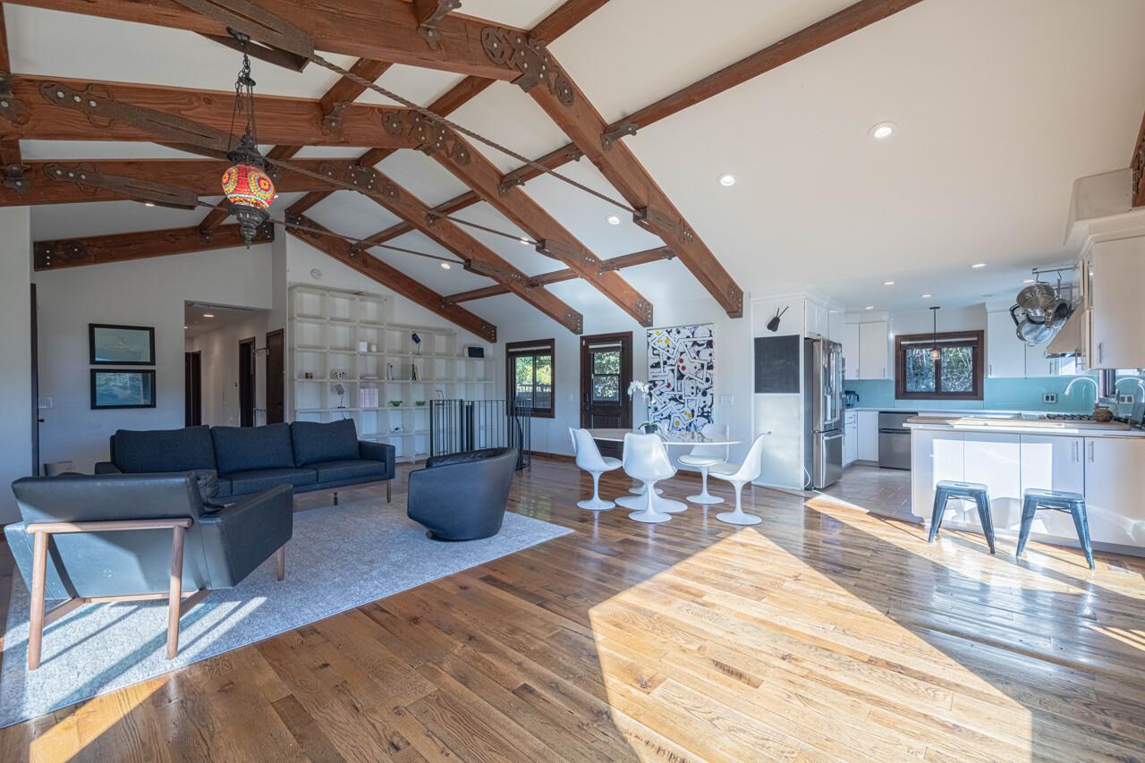 Detail Gallery Image 9 of 36 For 25685 Morse Dr, Carmel,  CA 93923 - 3 Beds | 2 Baths