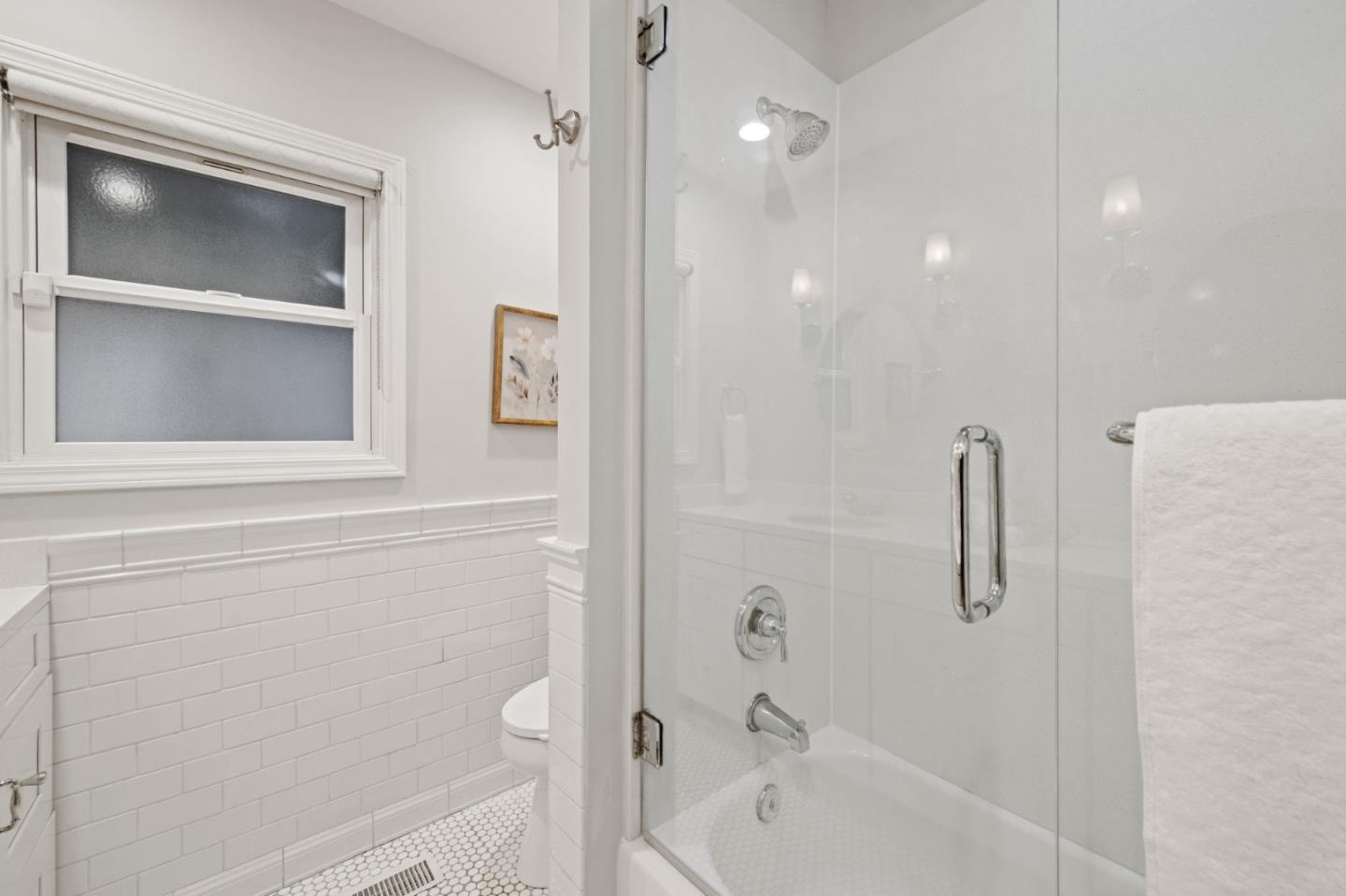 Detail Gallery Image 20 of 33 For 920 W Julian St, San Jose,  CA 95126 - 3 Beds | 1 Baths