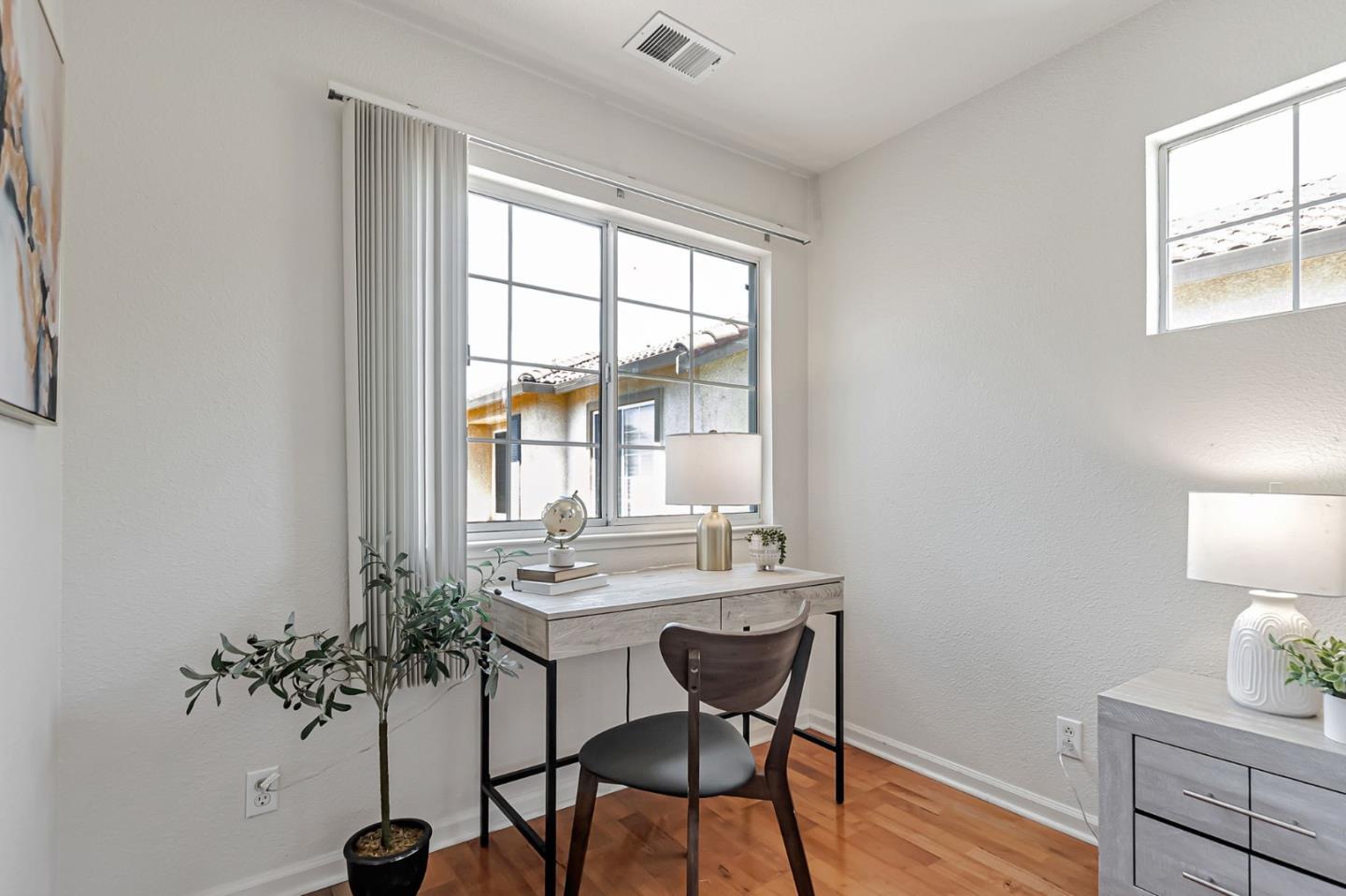 Detail Gallery Image 31 of 55 For 2213 Wigeon Ct, San Leandro,  CA 94579 - 3 Beds | 2/1 Baths