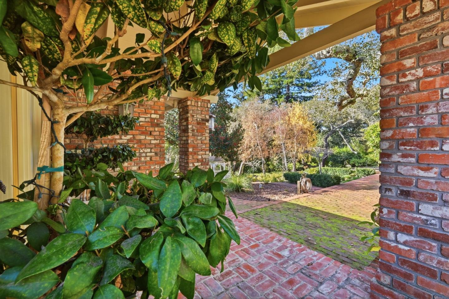 Detail Gallery Image 32 of 62 For 340 Cress Rd, Santa Cruz,  CA 95060 - 4 Beds | 3/1 Baths