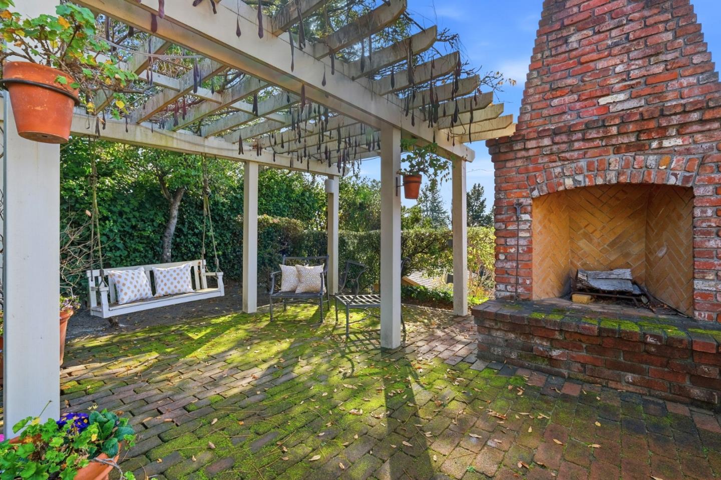 Detail Gallery Image 46 of 62 For 340 Cress Rd, Santa Cruz,  CA 95060 - 4 Beds | 3/1 Baths