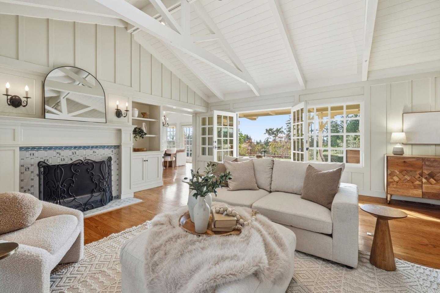 Detail Gallery Image 6 of 62 For 340 Cress Rd, Santa Cruz,  CA 95060 - 4 Beds | 3/1 Baths