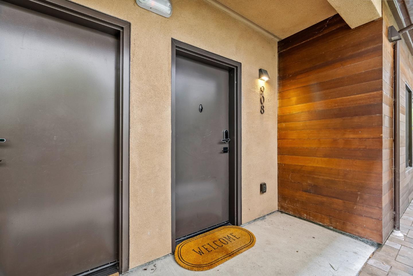 Detail Gallery Image 4 of 34 For 908 Woodside Rd, Redwood City,  CA 94061 - 3 Beds | 3 Baths