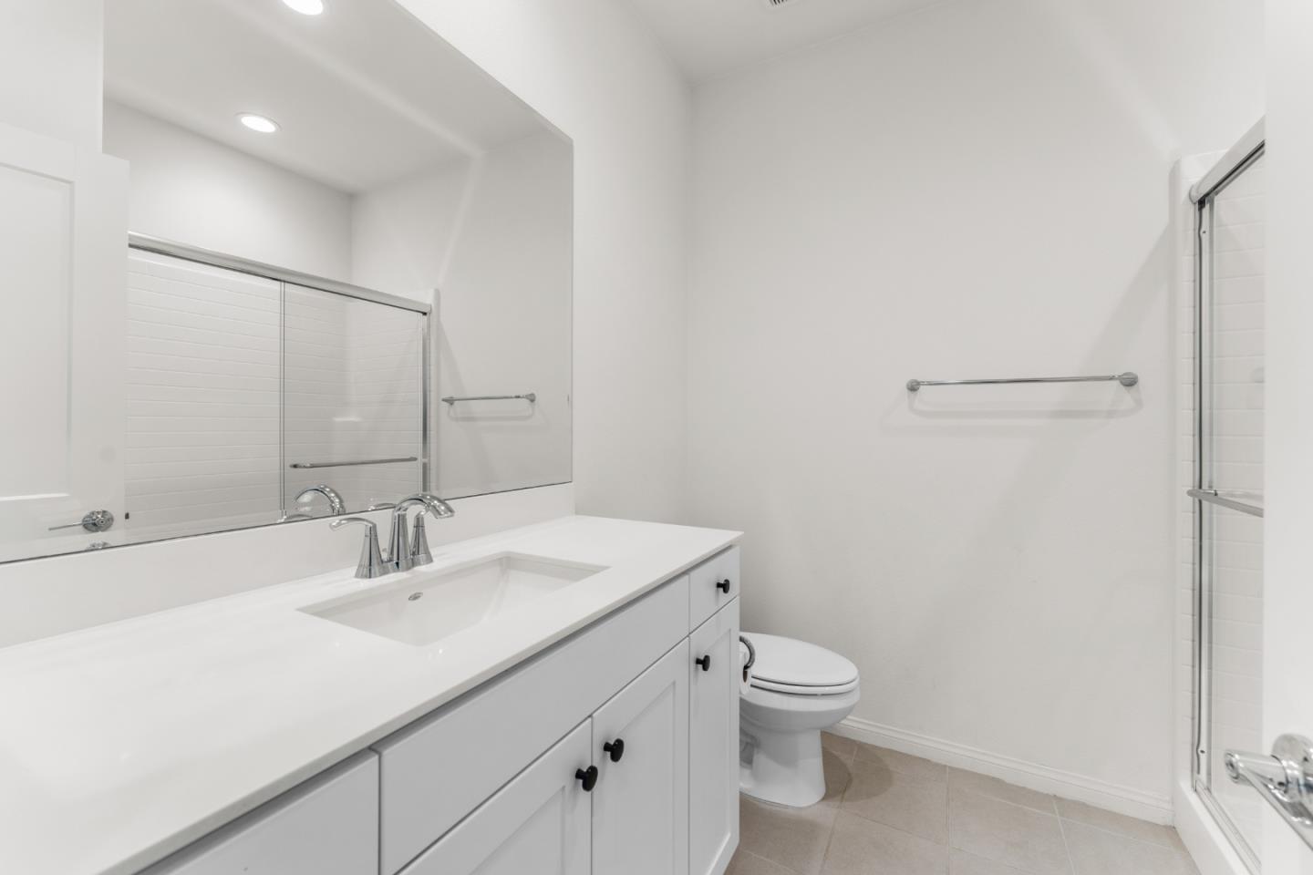 Detail Gallery Image 13 of 35 For 3915 E Fincastle St, Ontario,  CA 91761 - 4 Beds | 3 Baths