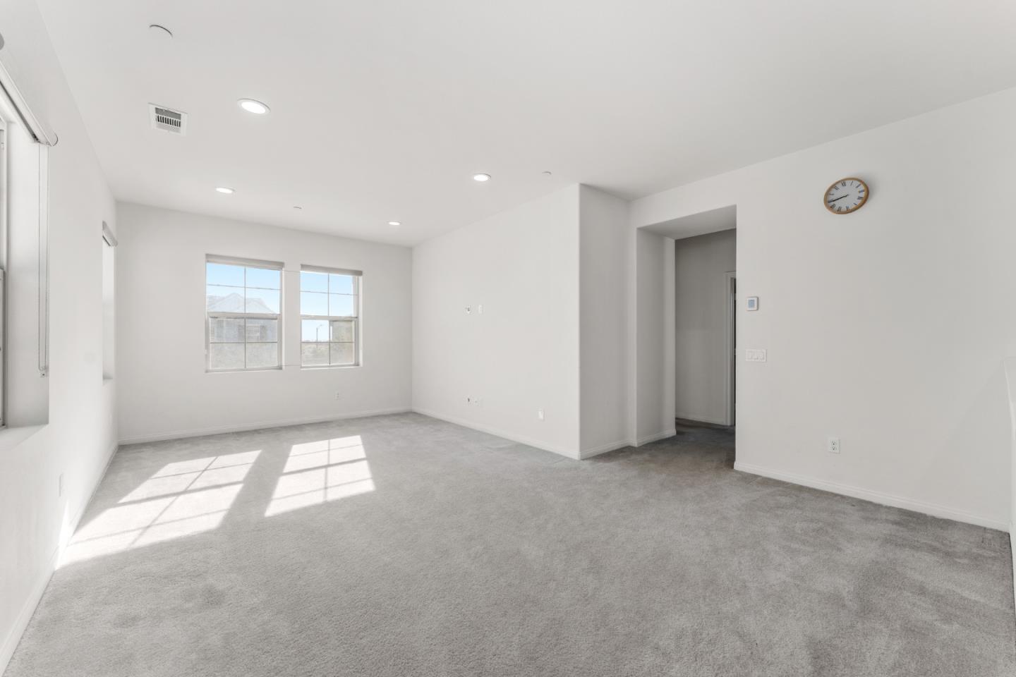 Detail Gallery Image 14 of 35 For 3915 E Fincastle St, Ontario,  CA 91761 - 4 Beds | 3 Baths