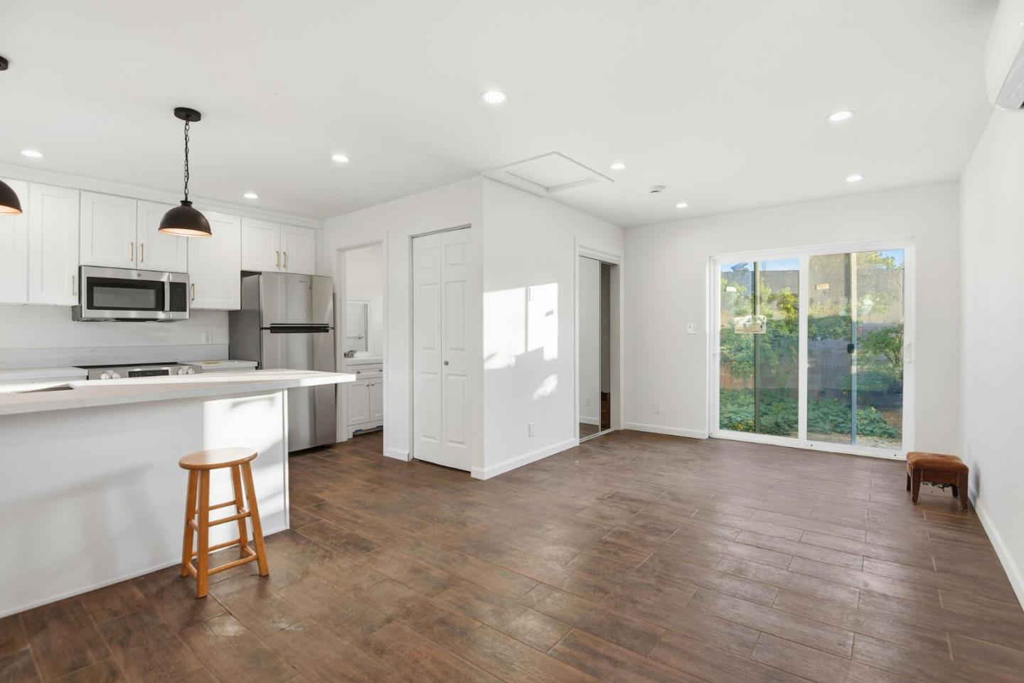 Detail Gallery Image 7 of 16 For 648 Anita St #1,  Monrovia,  CA 91016 - 0 Beds | 1 Baths