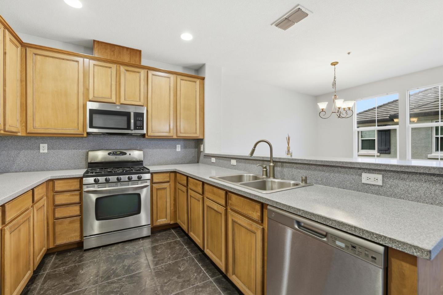 Detail Gallery Image 7 of 19 For 4000 Innovator Dr #19101,  Sacramento,  CA 95834 - 2 Beds | 2 Baths