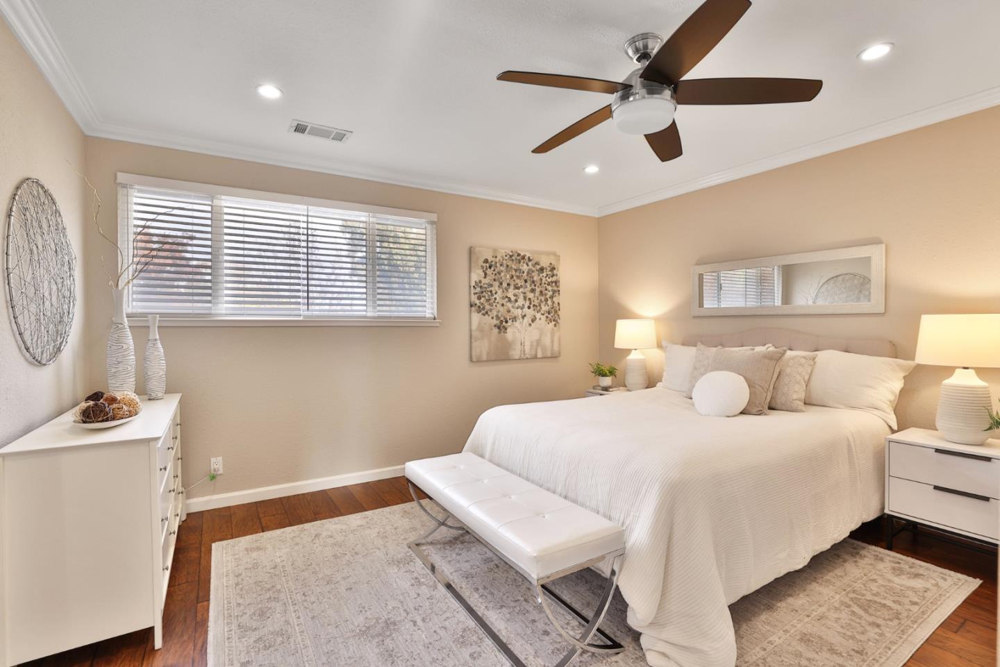Detail Gallery Image 12 of 21 For 206 Blossom Hill Rd, San Jose,  CA 95123 - 3 Beds | 2/1 Baths