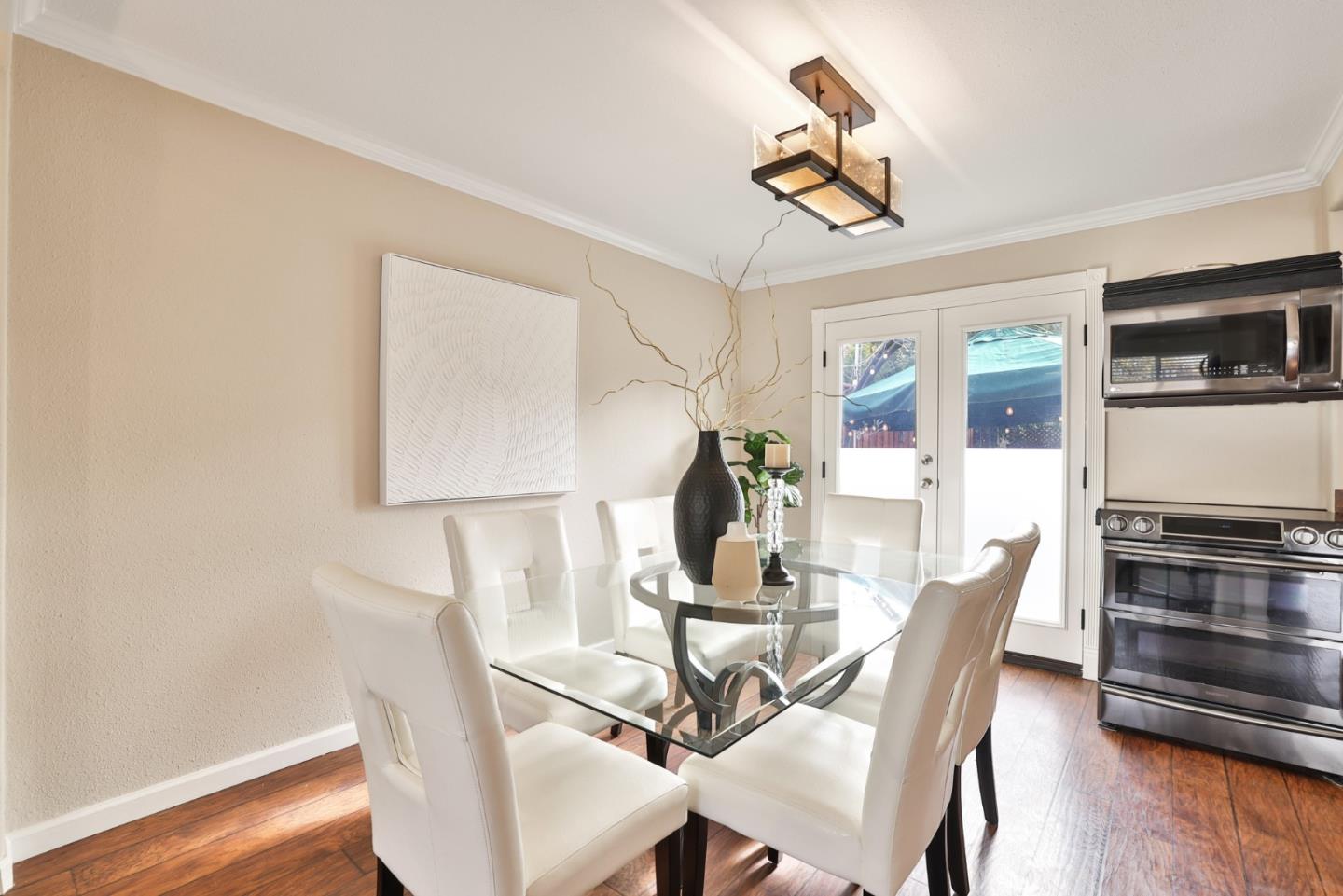 Detail Gallery Image 5 of 21 For 206 Blossom Hill Rd, San Jose,  CA 95123 - 3 Beds | 2/1 Baths