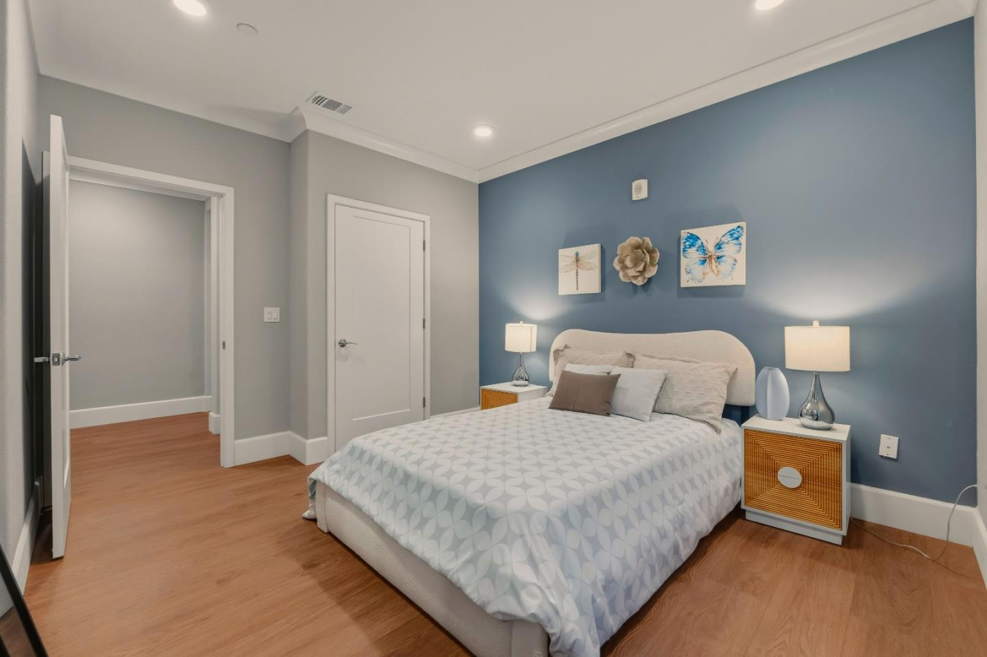 Detail Gallery Image 29 of 50 For 1057 Foxglove Pl #202,  San Jose,  CA 95131 - 3 Beds | 2/1 Baths