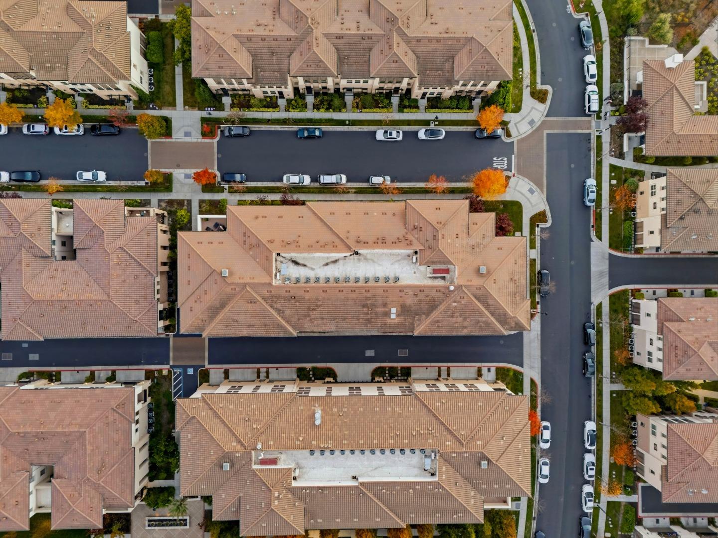 Detail Gallery Image 46 of 50 For 1057 Foxglove Pl #202,  San Jose,  CA 95131 - 3 Beds | 2/1 Baths