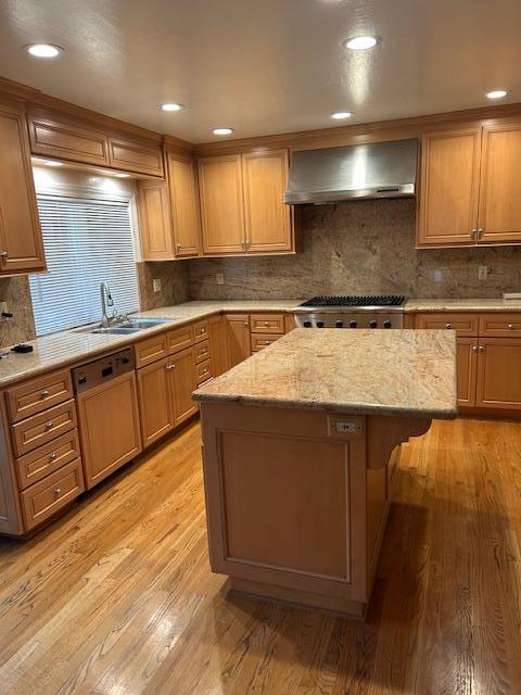 Detail Gallery Image 6 of 23 For 271 Fontana Dr, Santa Clara,  CA 95051 - 4 Beds | 2/1 Baths