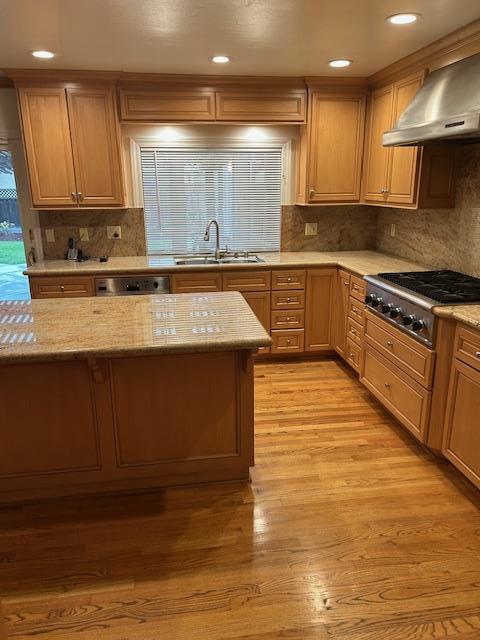 Detail Gallery Image 7 of 23 For 271 Fontana Dr, Santa Clara,  CA 95051 - 4 Beds | 2/1 Baths